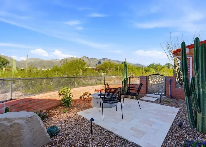 Catalina Foothills Luxe Retreat With Heated Pool Holiday home