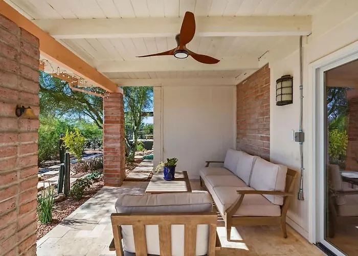 Catalina Foothills Luxe Retreat With Heated Pool Holiday home Tucson