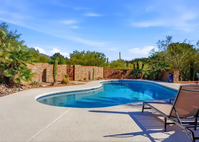 Catalina Foothills Luxe Retreat With Heated Pool
