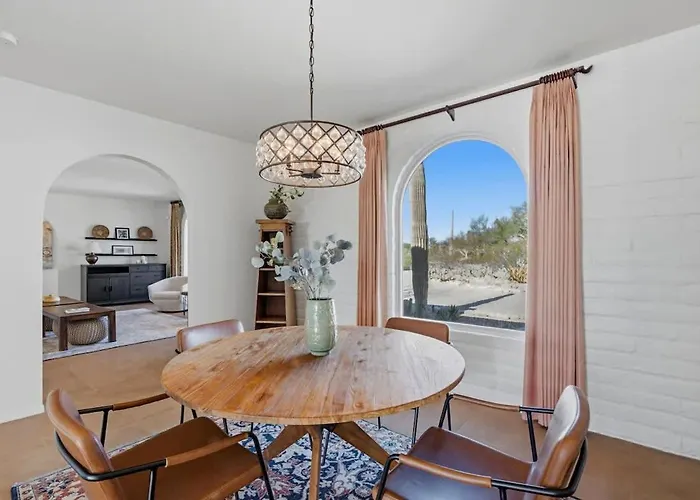 Catalina Foothills Luxe Retreat With Heated Pool Holiday home
