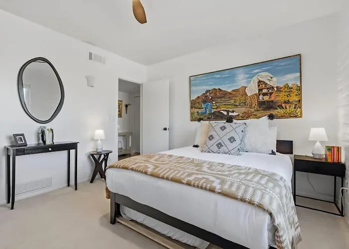 Catalina Foothills Luxe Retreat With Heated Pool