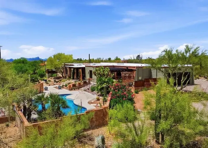 Catalina Foothills Luxe Retreat With Heated Pool Holiday home Tucson